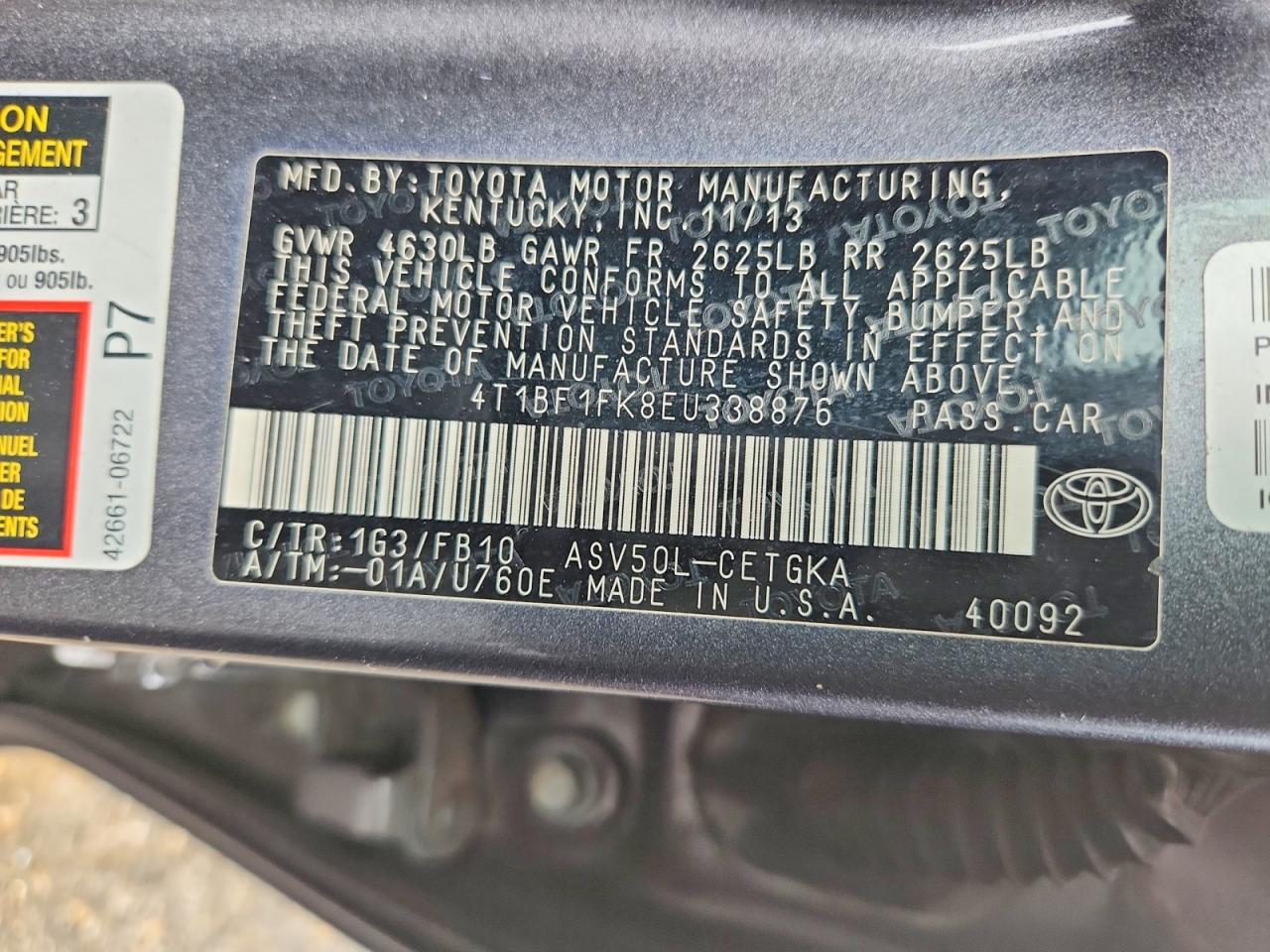 2014 TOYOTA CAMRY XLE photo 25