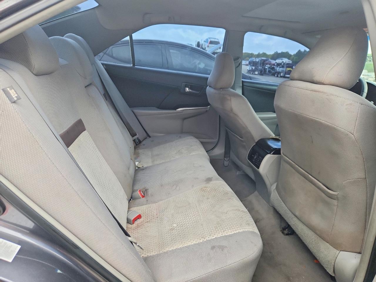 2014 TOYOTA CAMRY XLE photo 19