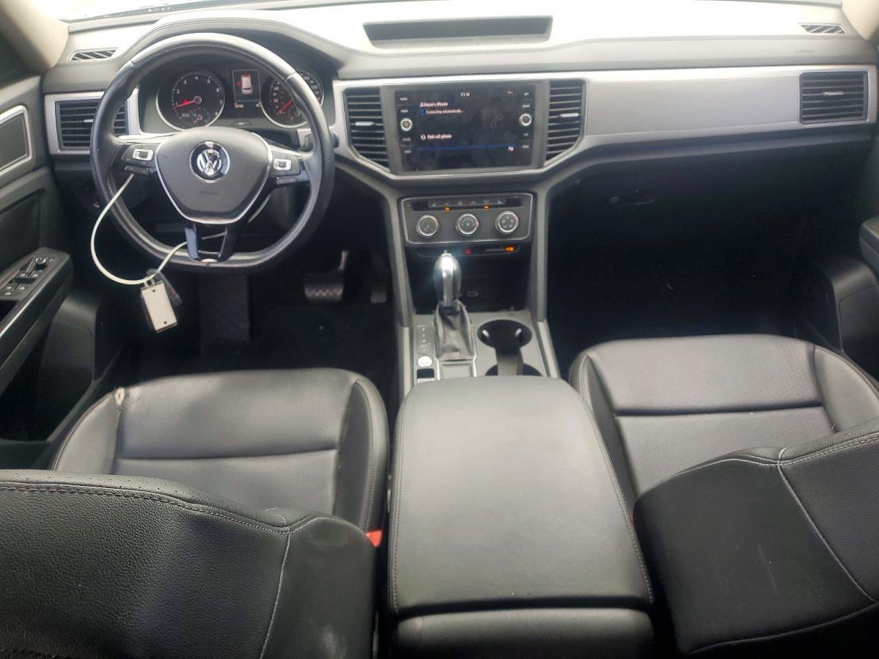 2018 VOLKSWAGEN ATLAS SE photo 22