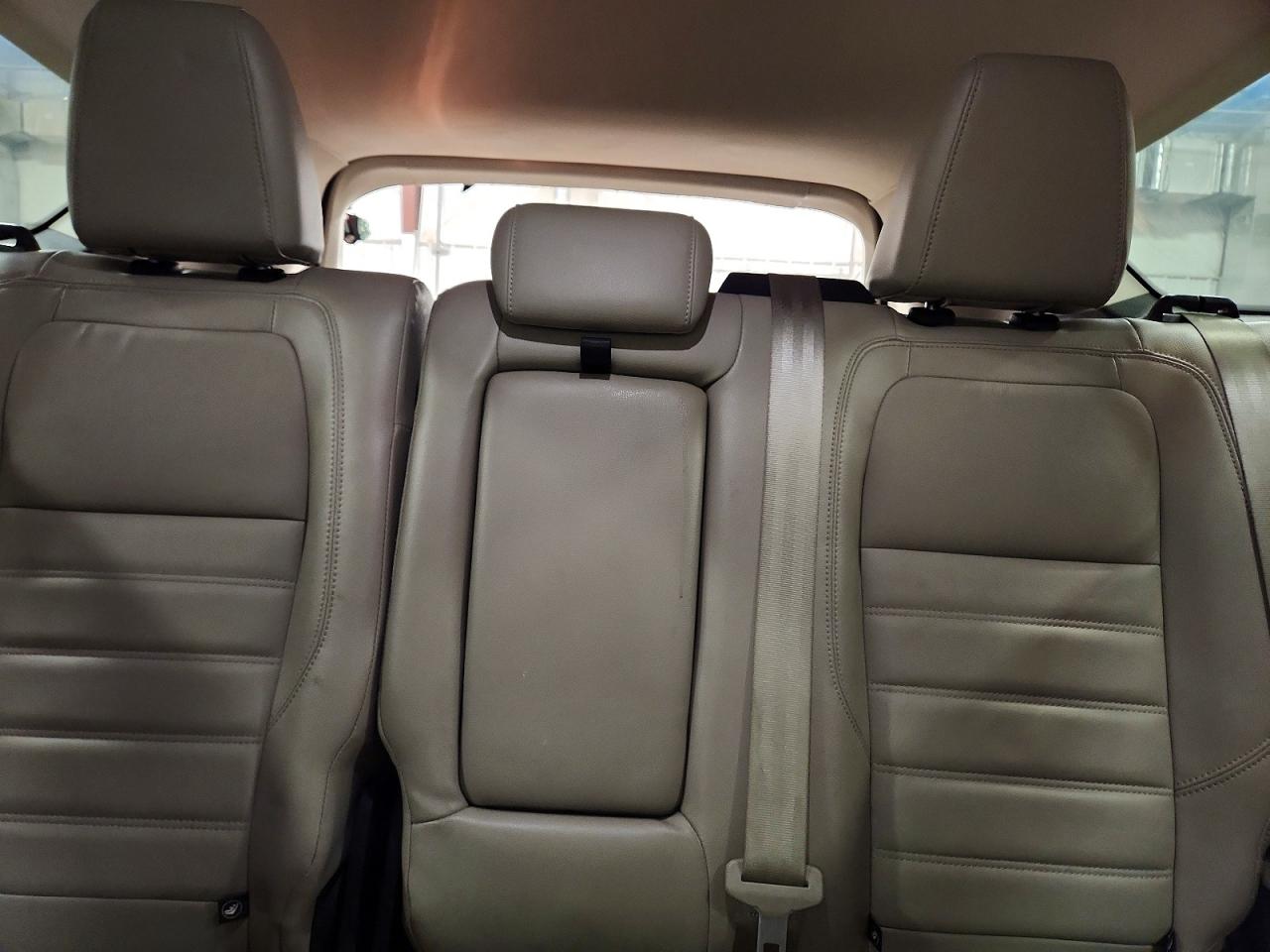 2017 FORD ESCAPE TITANIUM photo 28