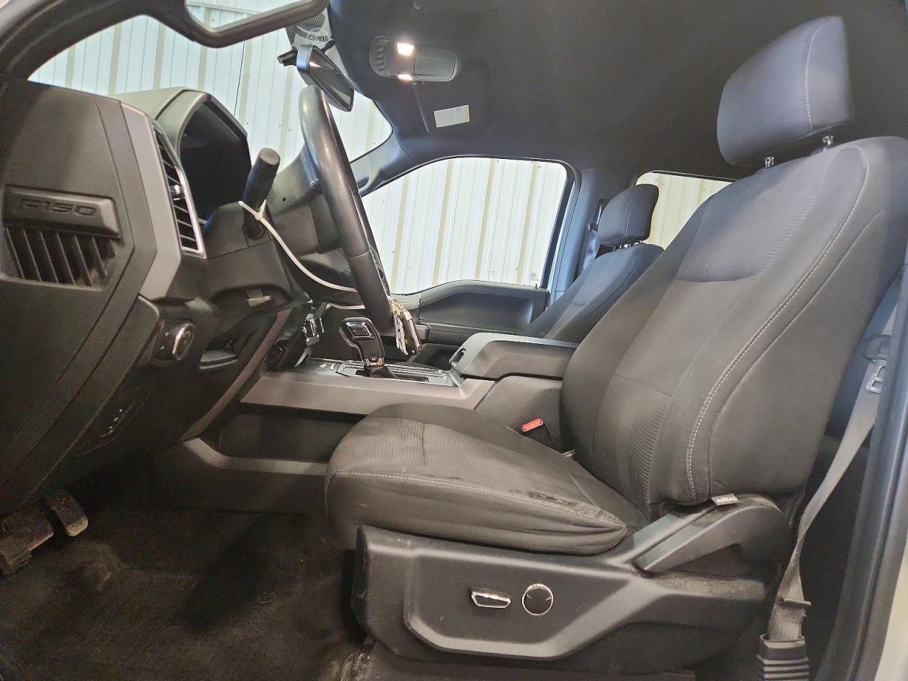 2015 FORD F150 SUPERCREW photo 19