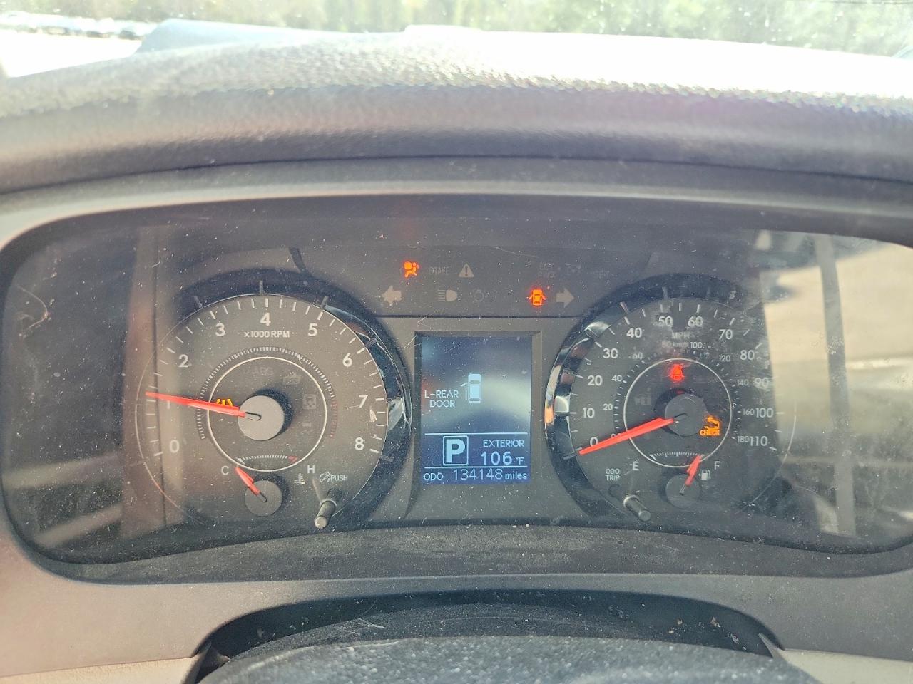 2017 TOYOTA SIENNA L 7-PASSENGER photo 25