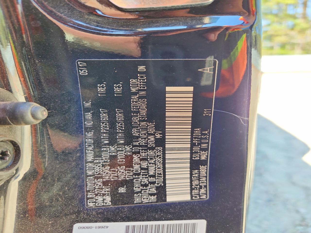 2017 TOYOTA SIENNA L 7-PASSENGER photo 37