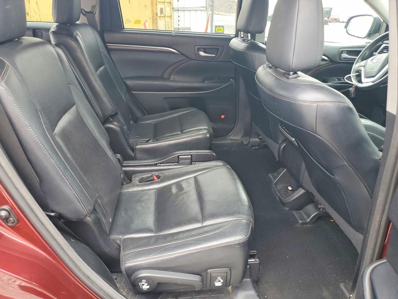 2014 TOYOTA HIGHLANDER LIMITED photo 28