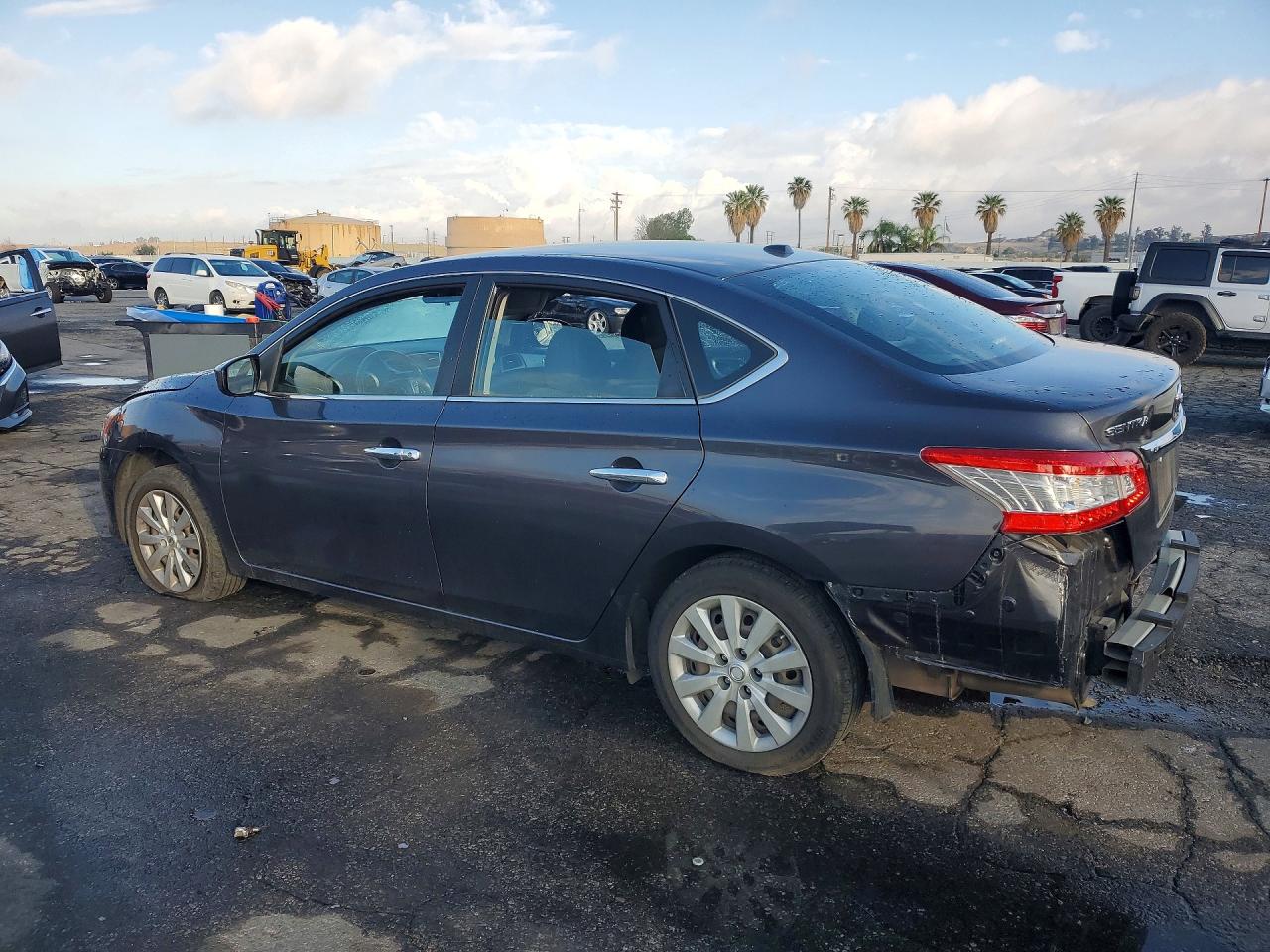 2015 NISSAN SENTRA SV photo 2