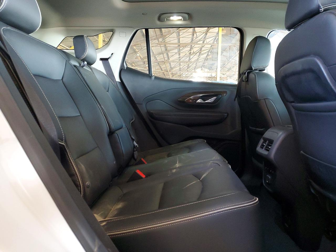 2019 GMC TERRAIN DENALI photo 10