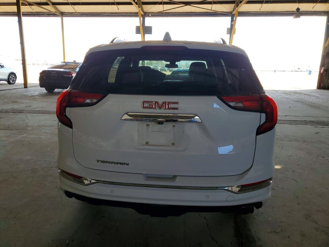 2019 GMC TERRAIN DENALI photo 6