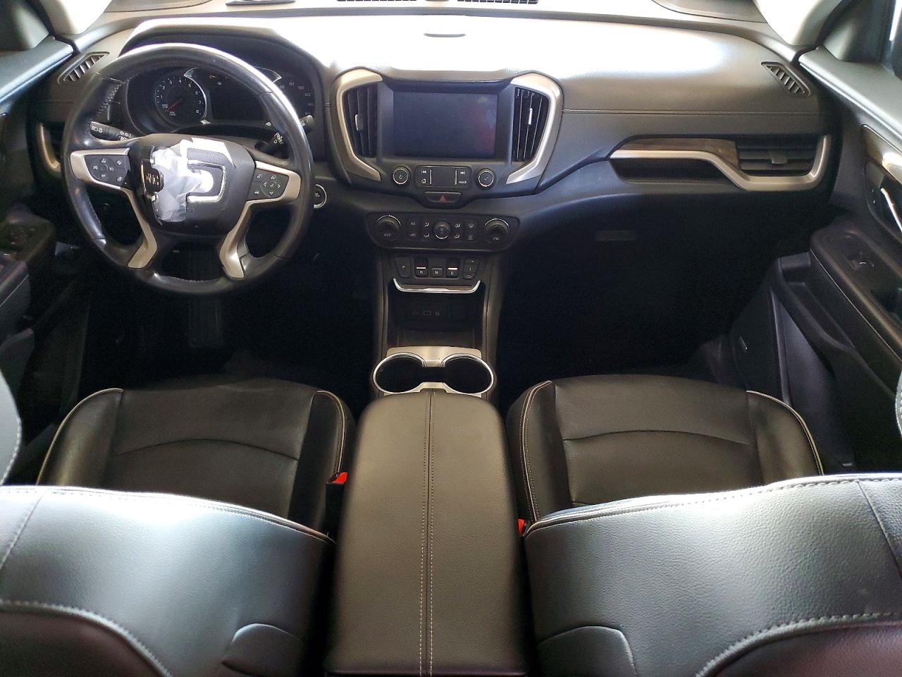 2019 GMC TERRAIN DENALI photo 8