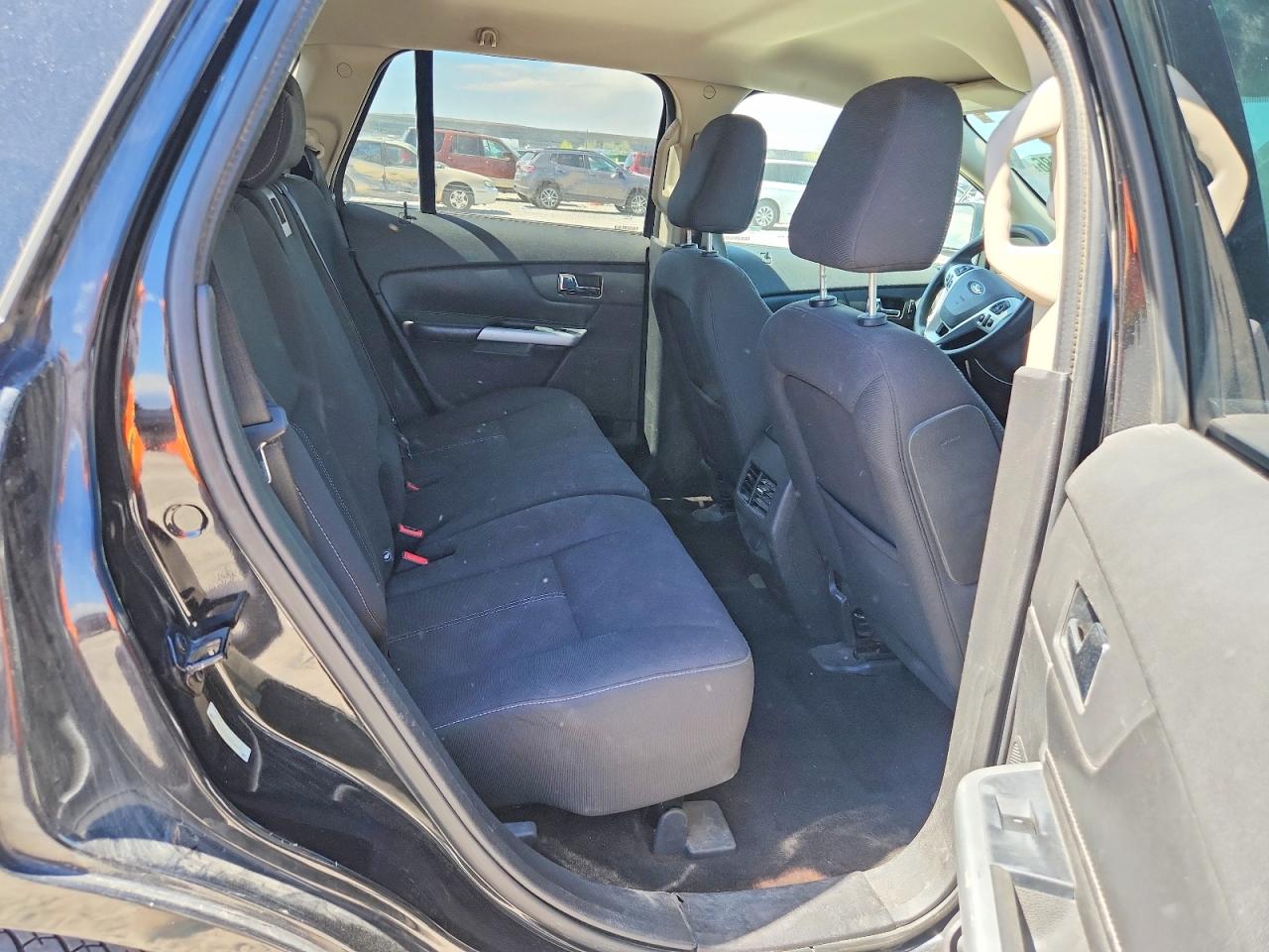 2011 FORD EDGE SE photo 19