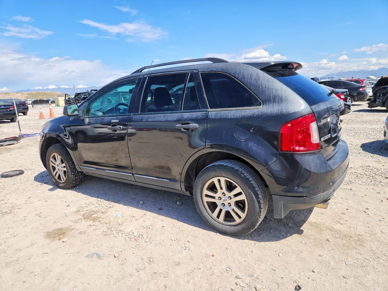 2011 FORD EDGE SE photo 3