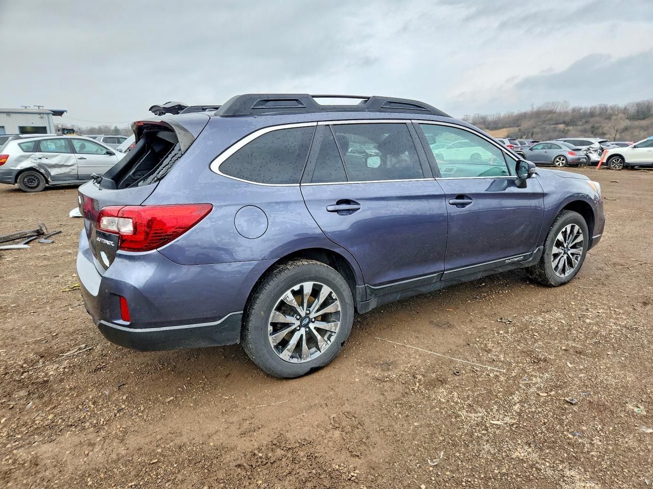 2015 SUBARU OUTBACK 2.5I LIMITED photo 3