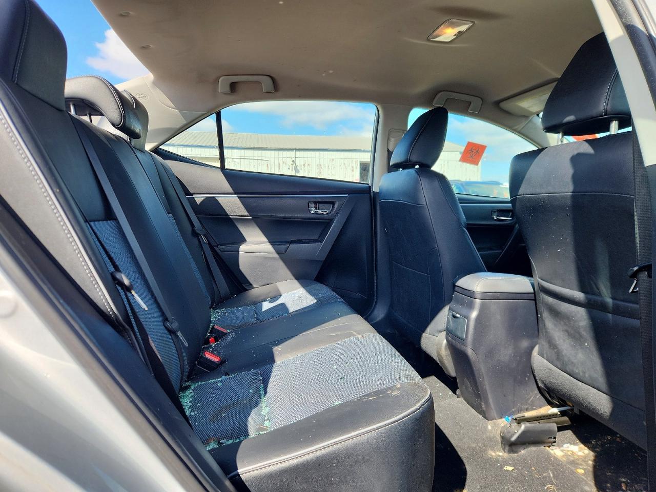 2014 TOYOTA COROLLA S PLUS photo 19