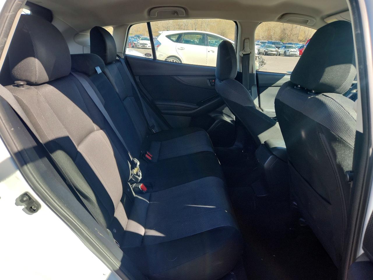 2019 SUBARU IMPREZA photo 19