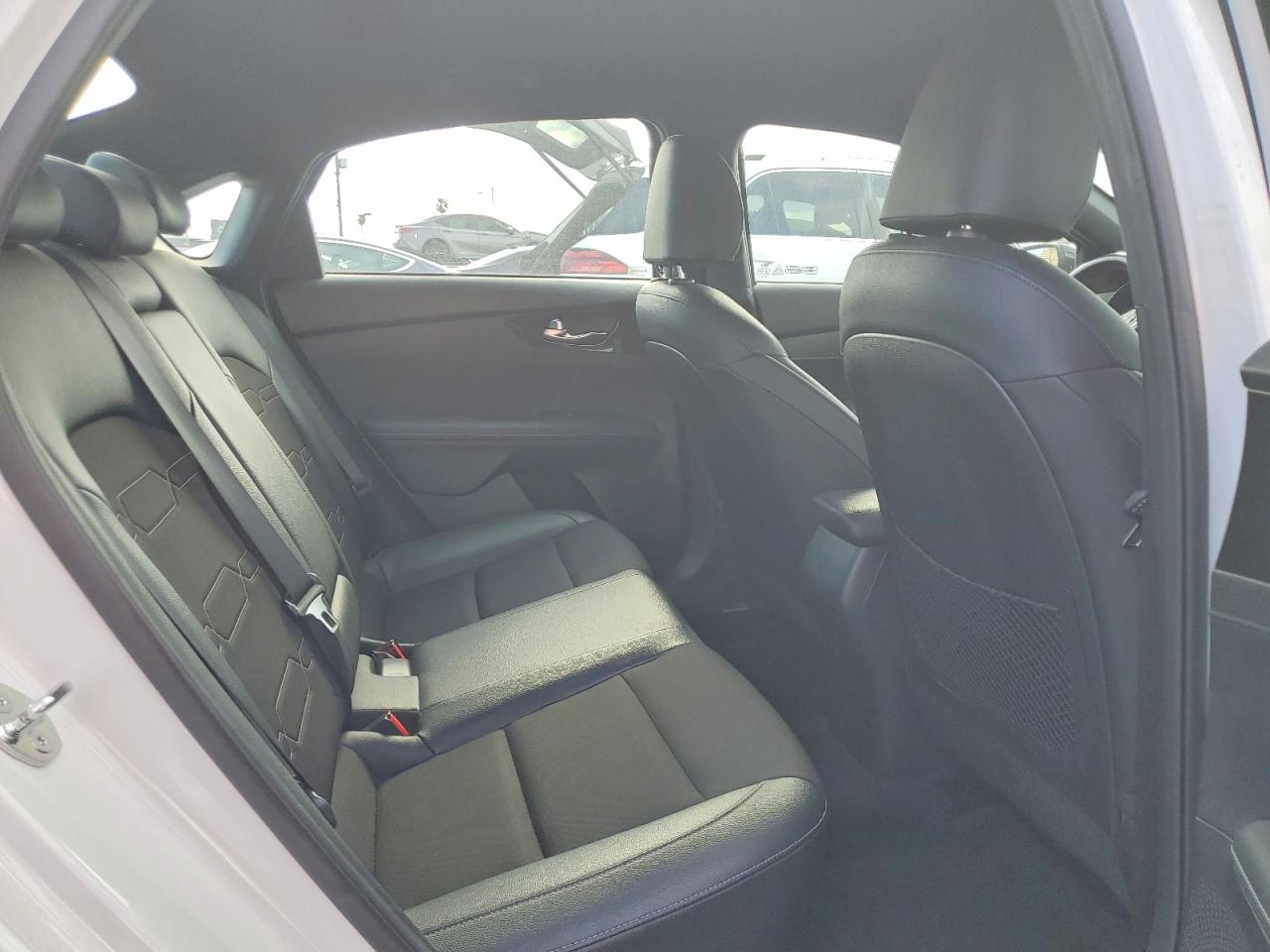 2024 KIA FORTE GT-LINE photo 10