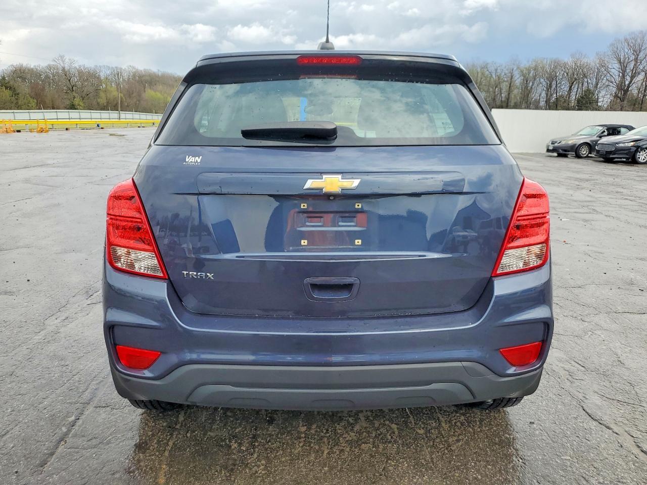 2018 CHEVROLET TRAX LS photo 11