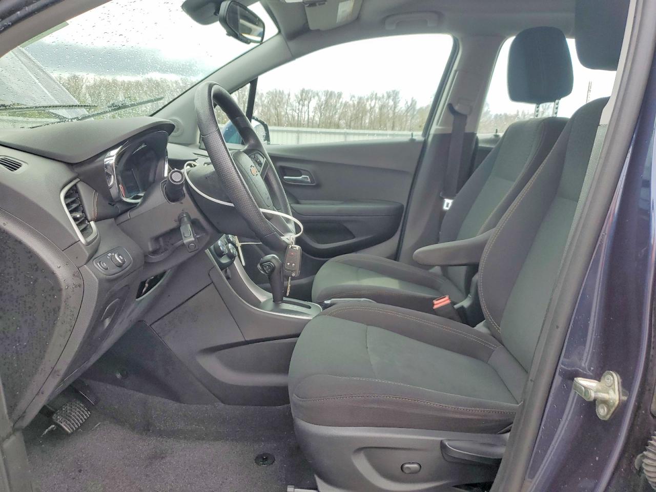 2018 CHEVROLET TRAX LS photo 13