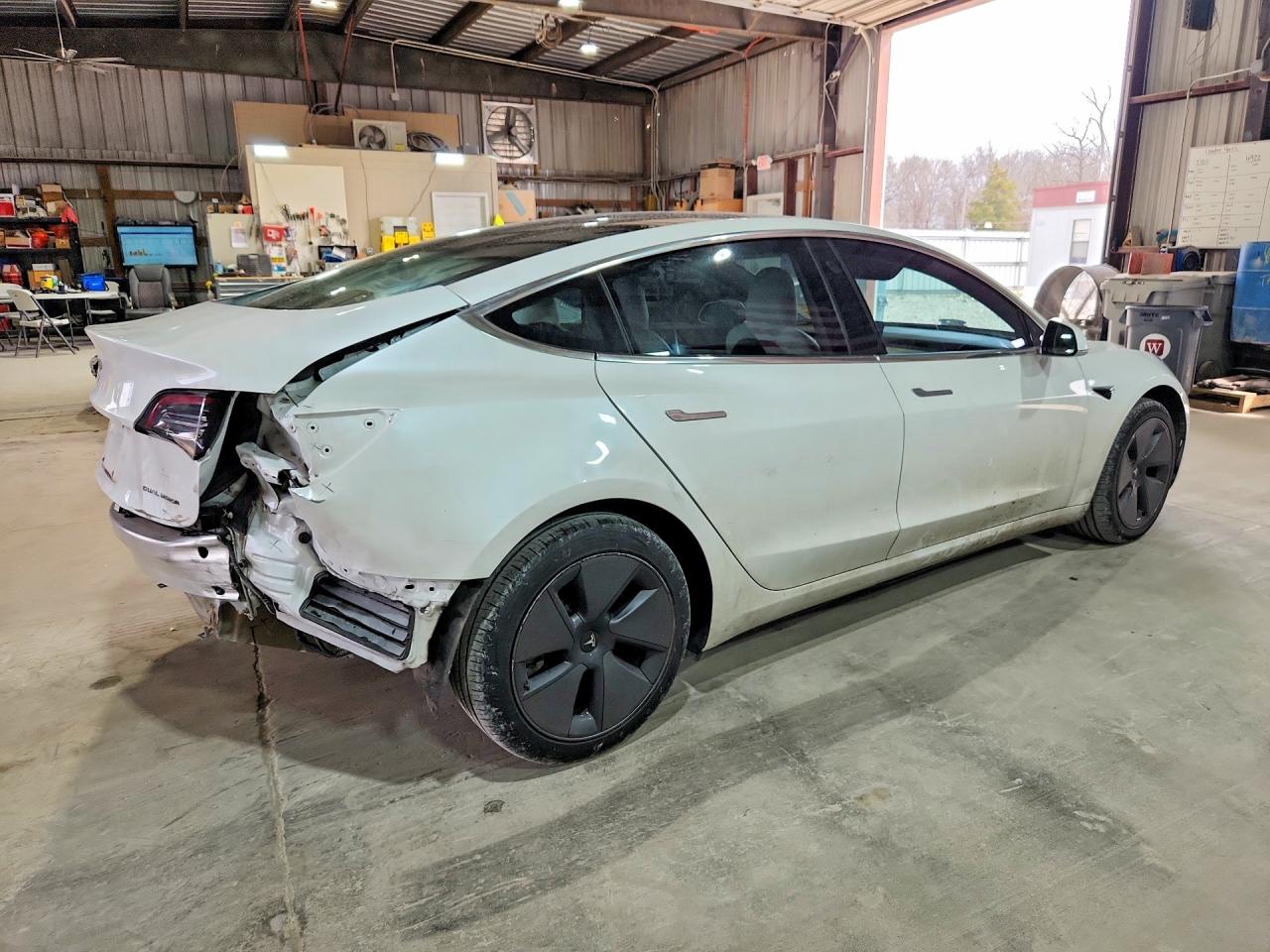 2018 TESLA MODEL 3 photo 5