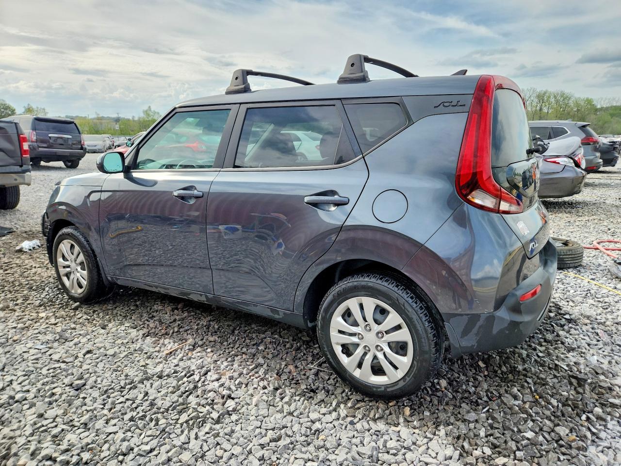2022 KIA SOUL LX photo 3