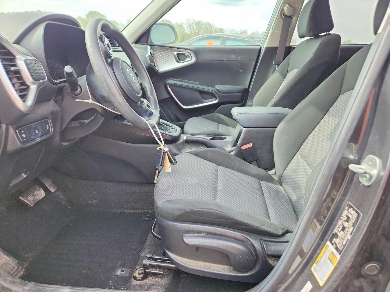 2022 KIA SOUL LX photo 13