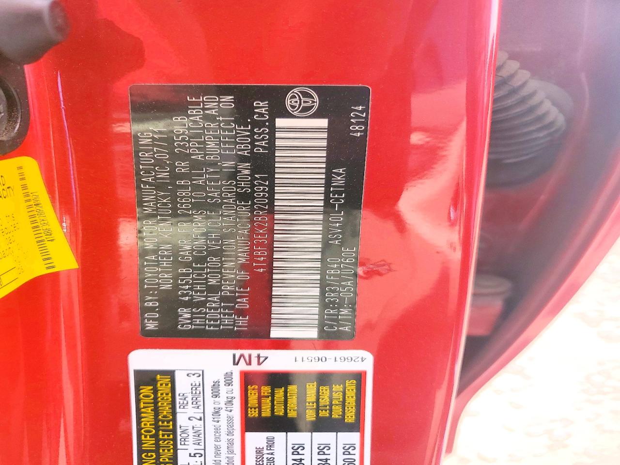 2011 TOYOTA CAMRY LE photo 23