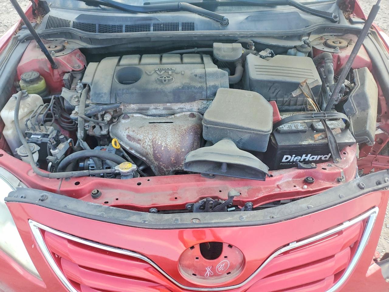 2011 TOYOTA CAMRY LE photo 21