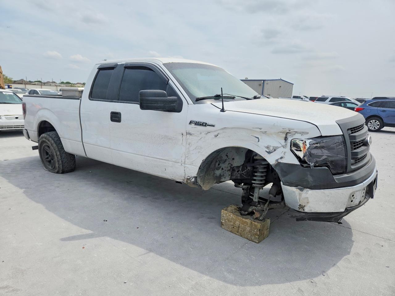 2014 FORD F150 SUPER CAB photo 4