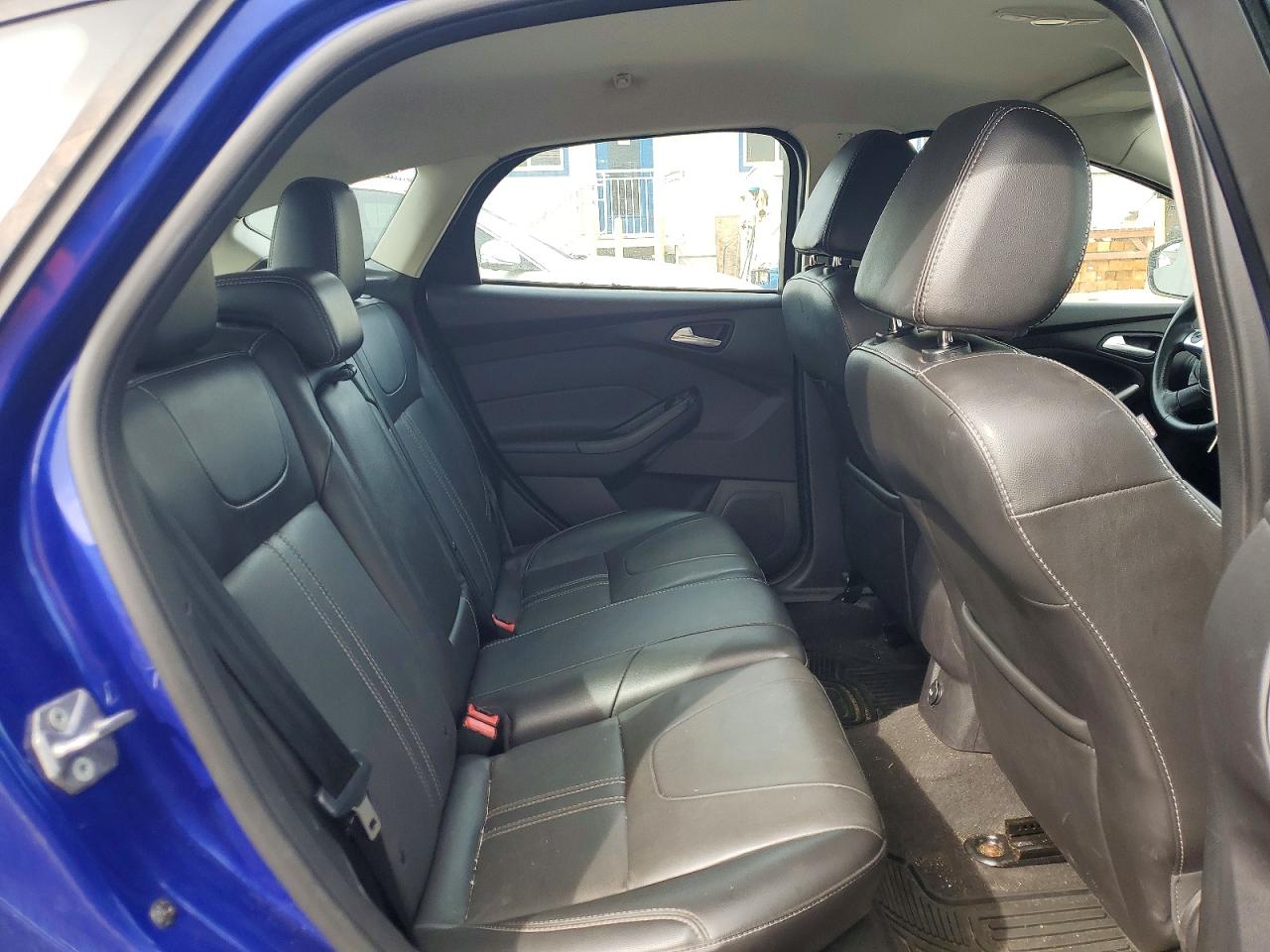 2014 FORD FOCUS SE photo 19