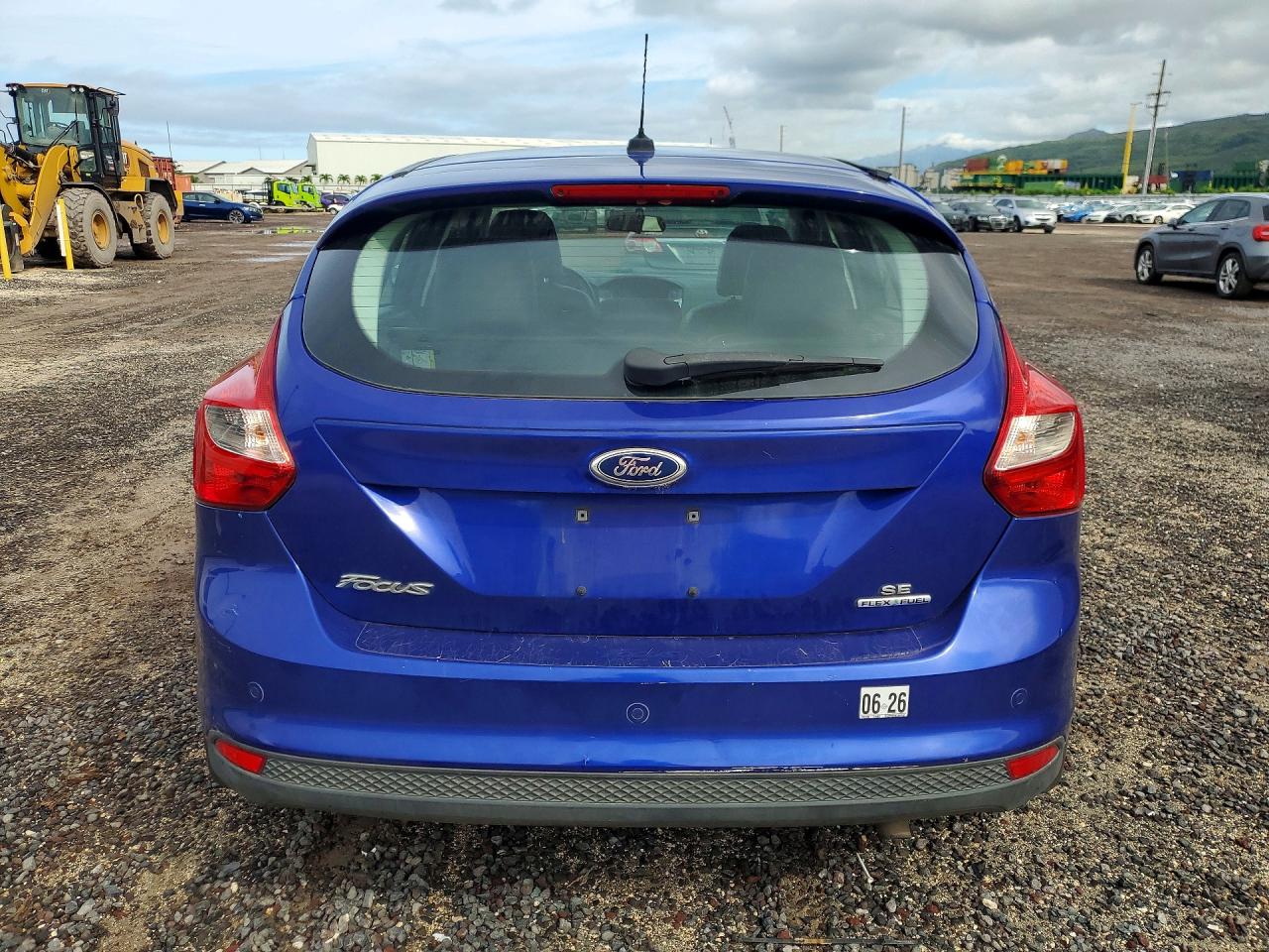2014 FORD FOCUS SE photo 11