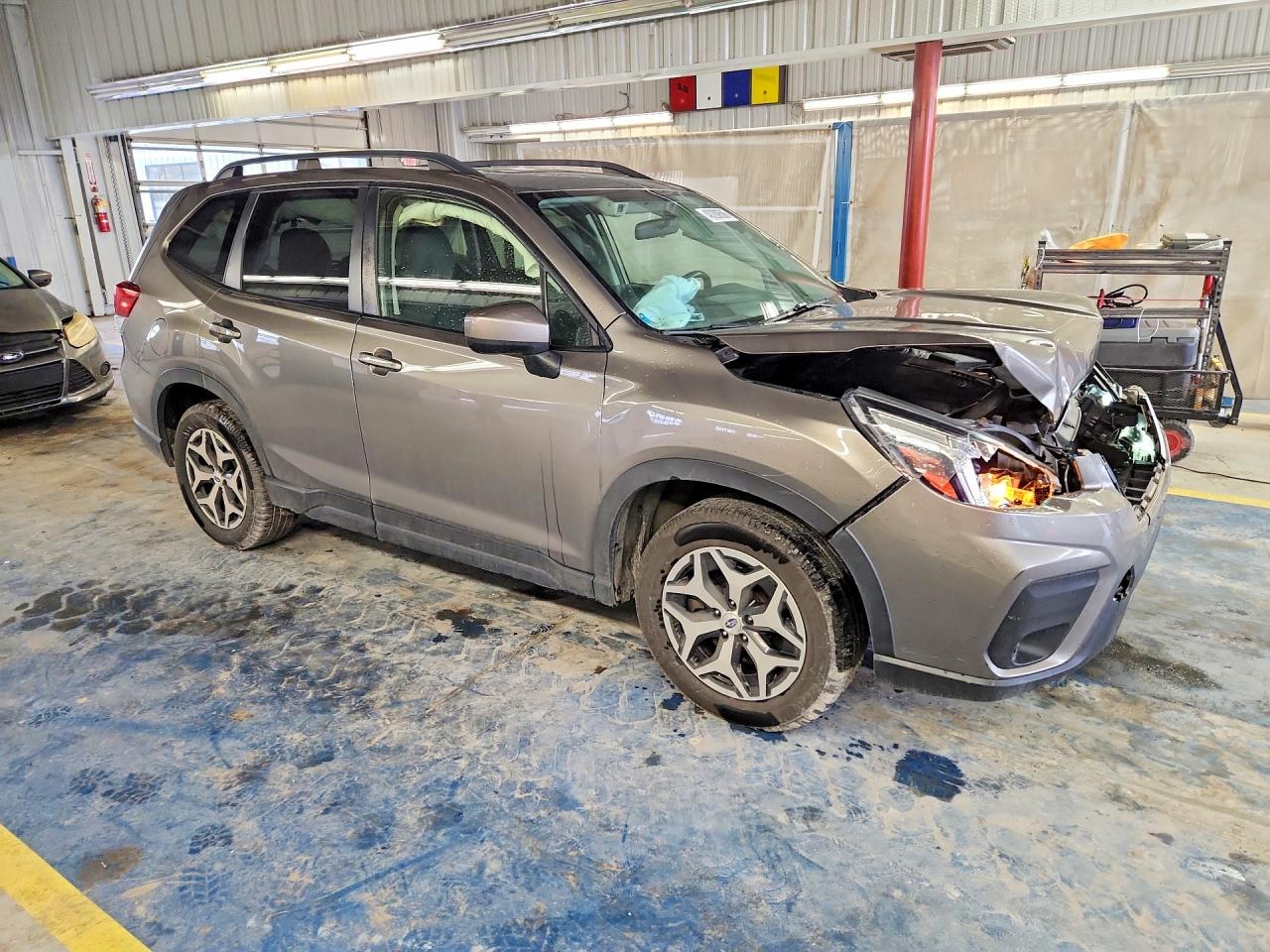 2019 SUBARU FORESTER PREMIUM photo 7