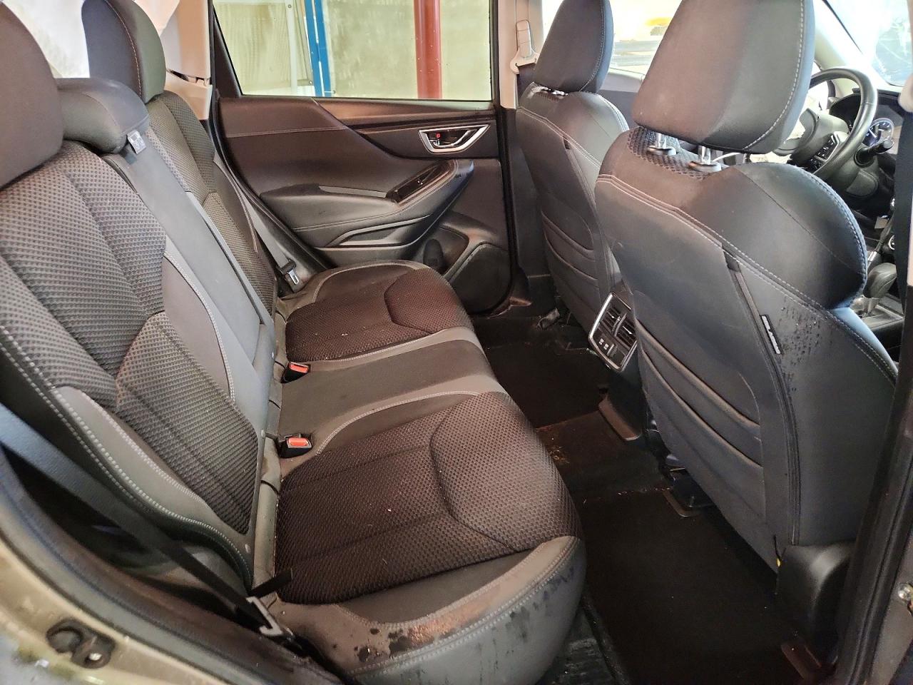 2019 SUBARU FORESTER PREMIUM photo 21