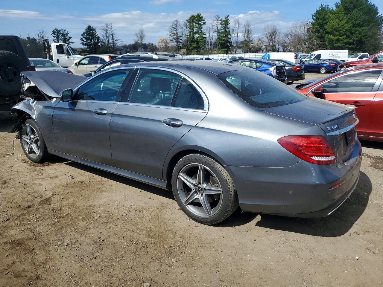 2018 MERCEDES-BENZ E 300 4MATIC photo 3