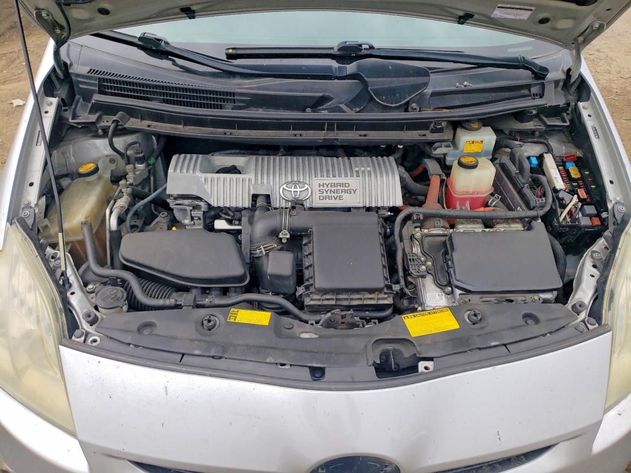 2010 TOYOTA PRIUS III photo 21