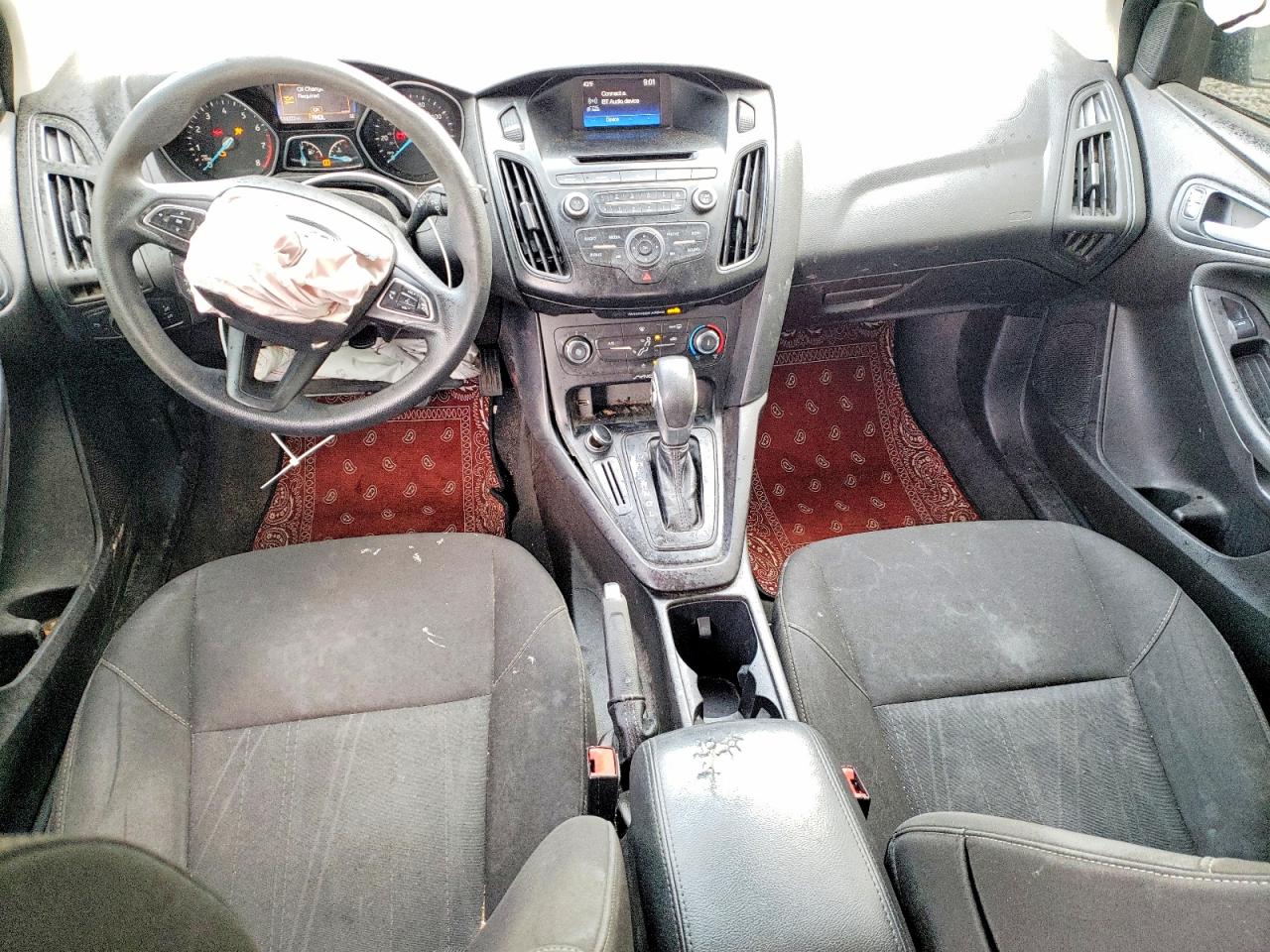 2017 FORD FOCUS SE photo 15