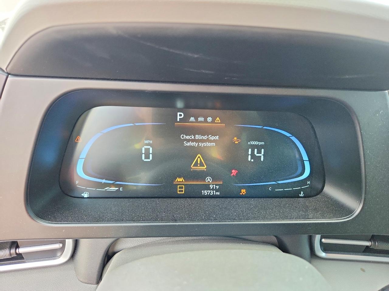 2025 HYUNDAI ELANTRA SE photo 17