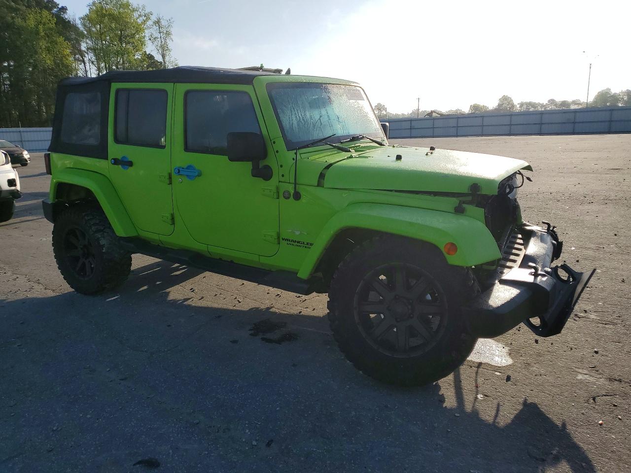 2013 JEEP WRANGLER UNLIMITED SAHARA photo 4