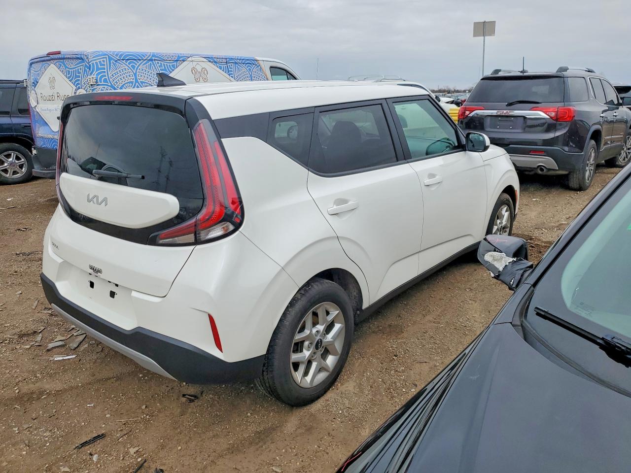 2024 KIA SOUL LX photo 5