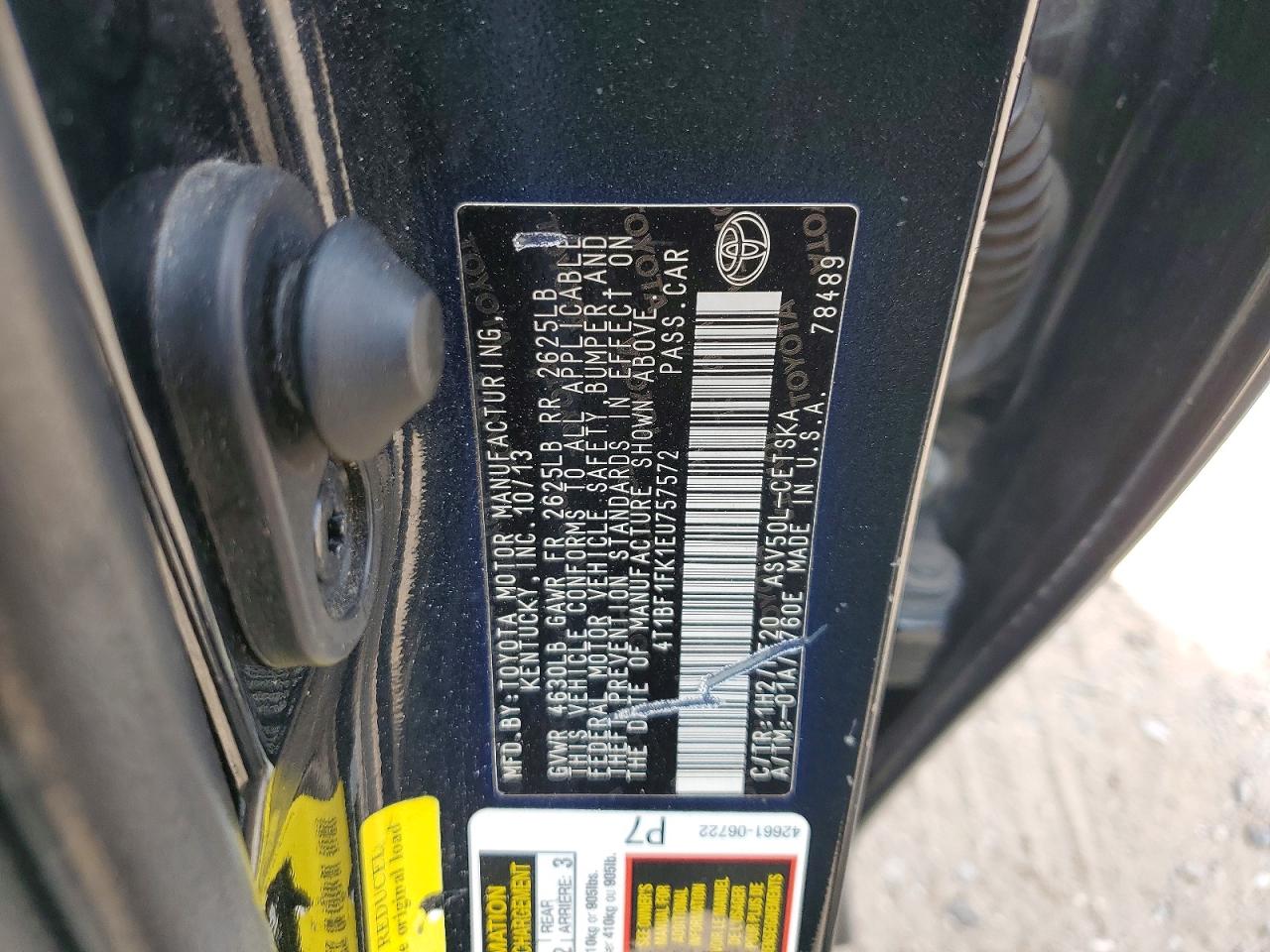 2014 TOYOTA CAMRY SE photo 34