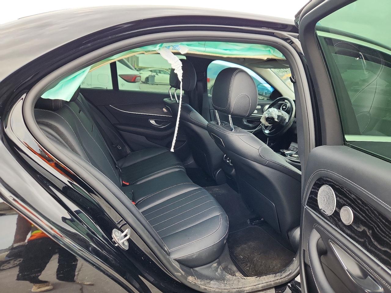 2018 MERCEDES-BENZ E 300 4MATIC photo 19