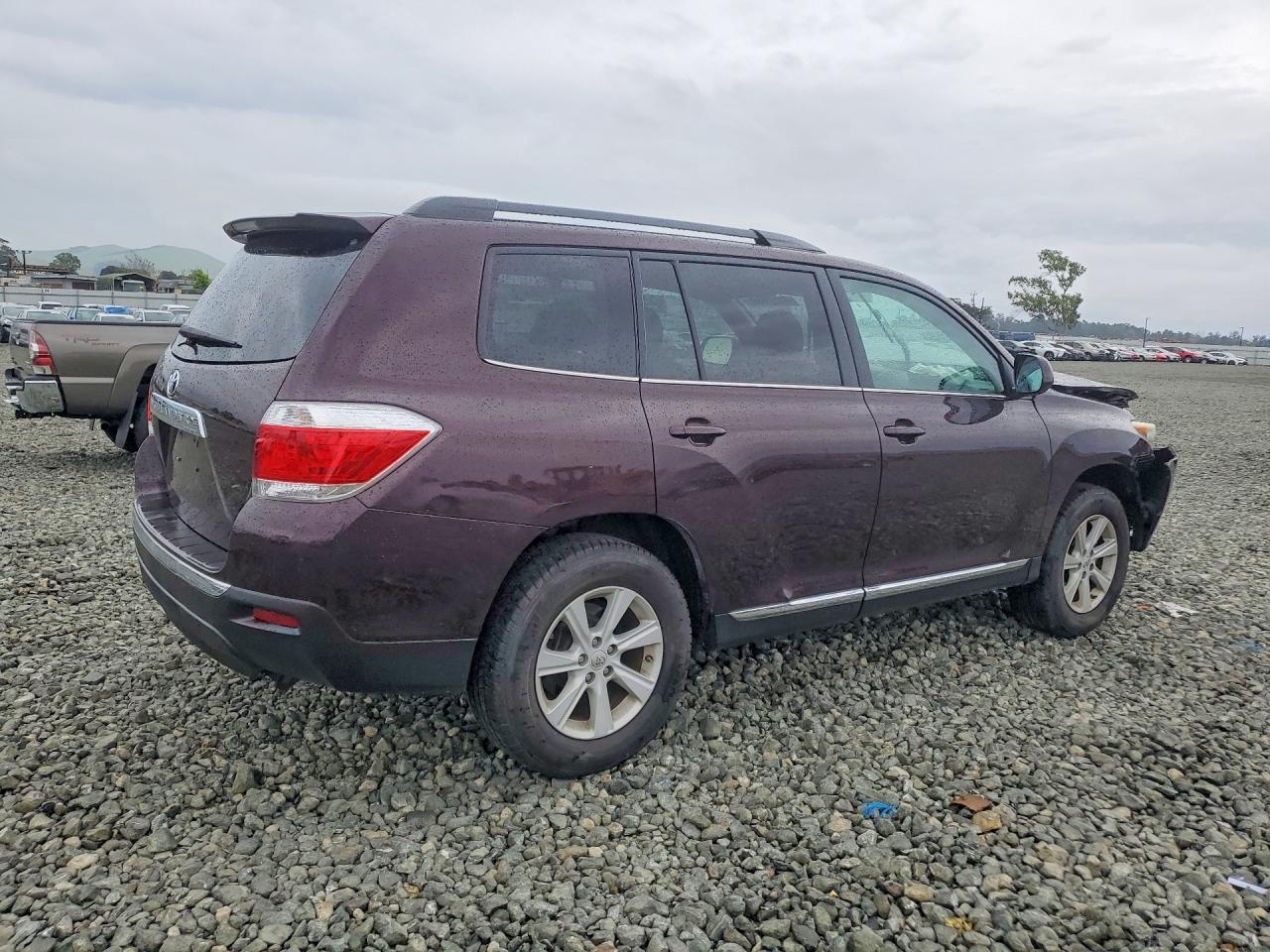 2013 TOYOTA HIGHLANDER PLUS photo 7