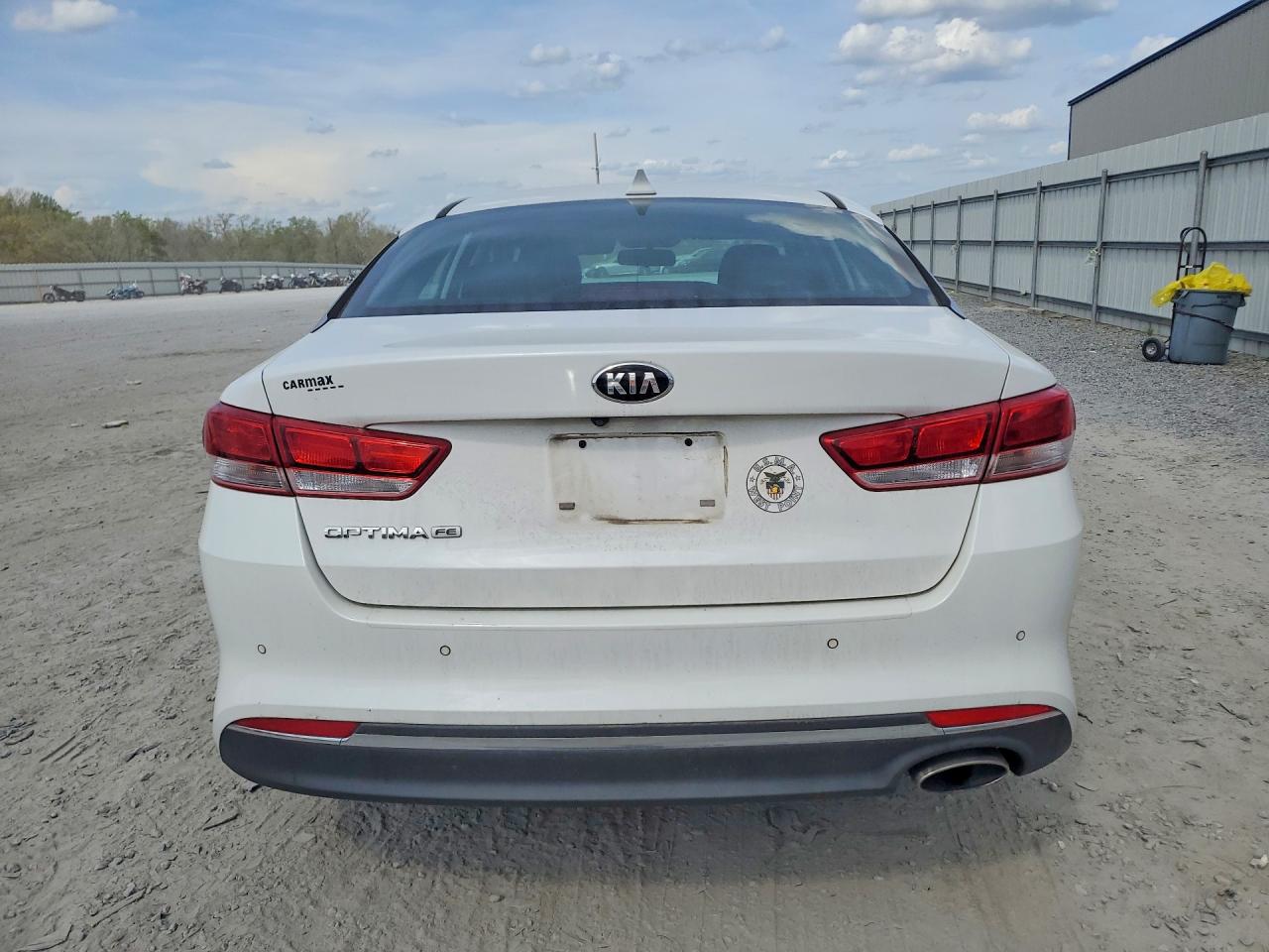 2018 KIA OPTIMA LX photo 6
