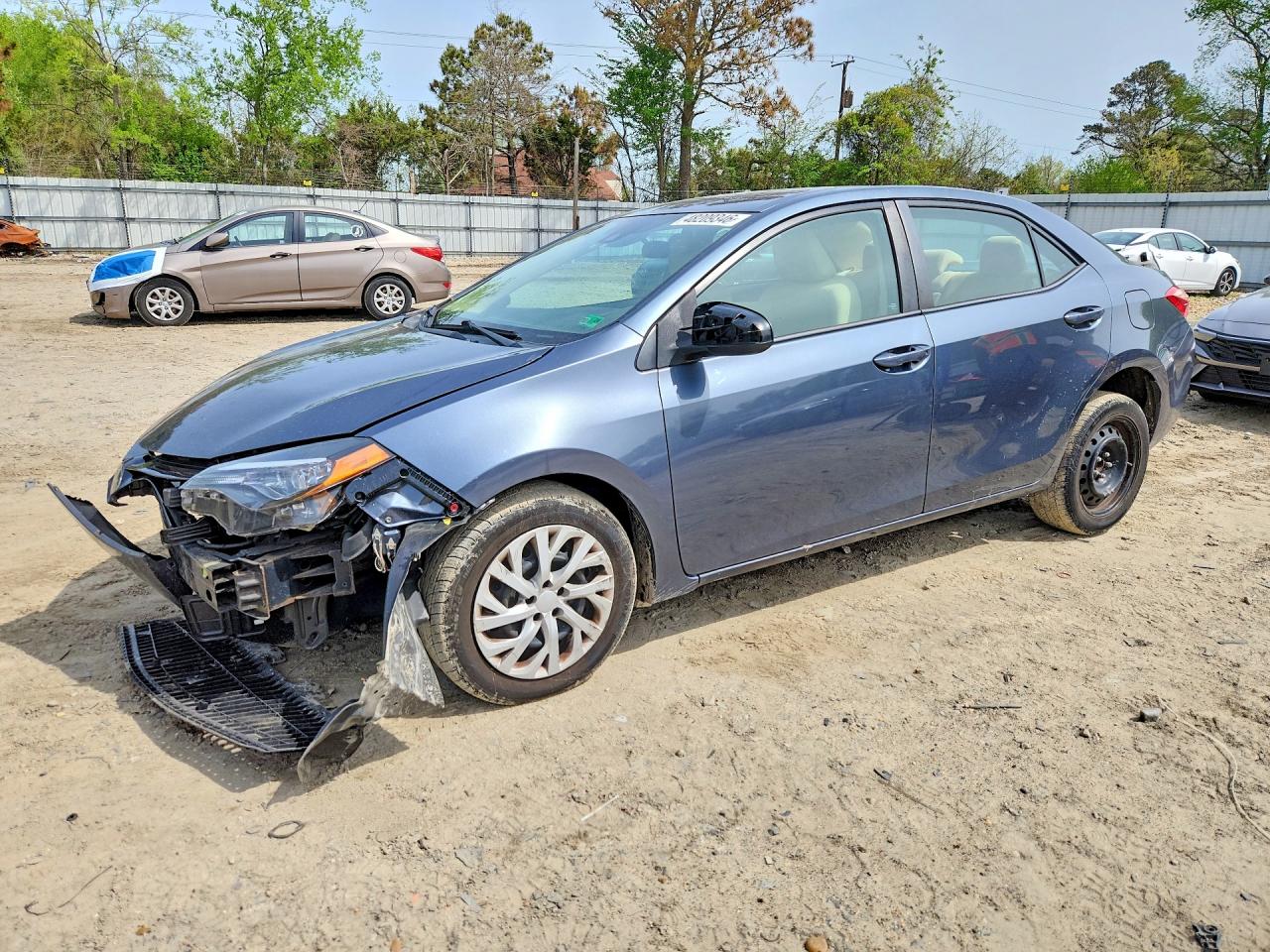 2017 TOYOTA COROLLA