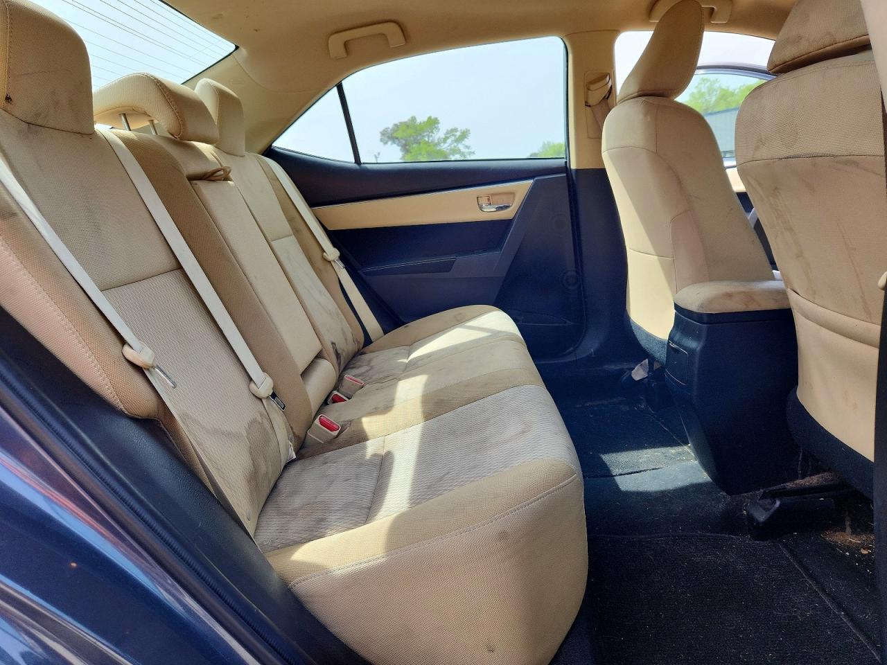 2017 TOYOTA COROLLA L photo 19