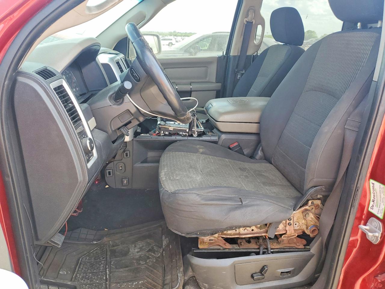 2010 DODGE RAM 1500 photo 13
