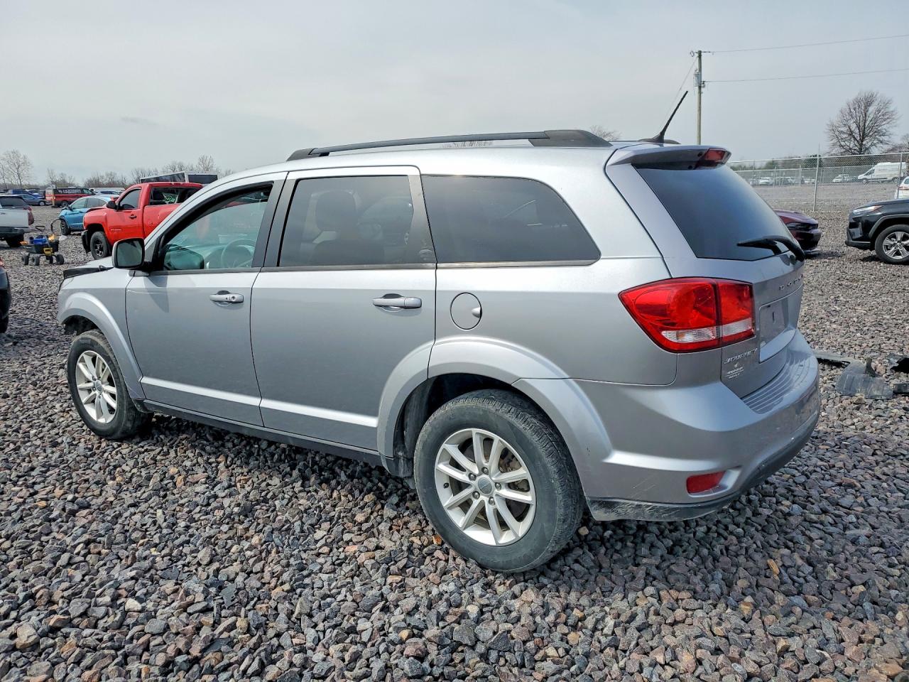 2015 DODGE JOURNEY SXT photo 2