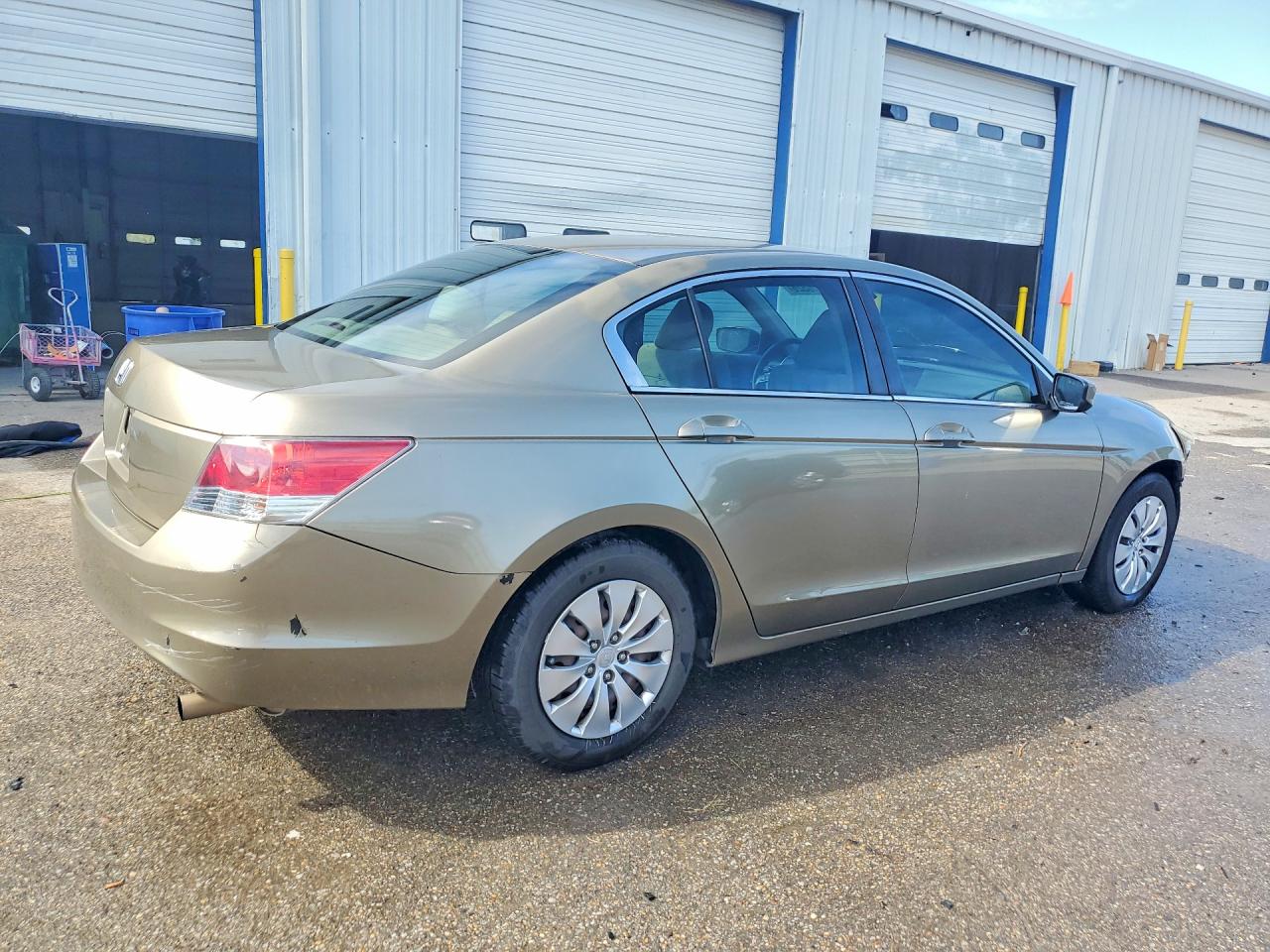 2010 HONDA ACCORD LX photo 7