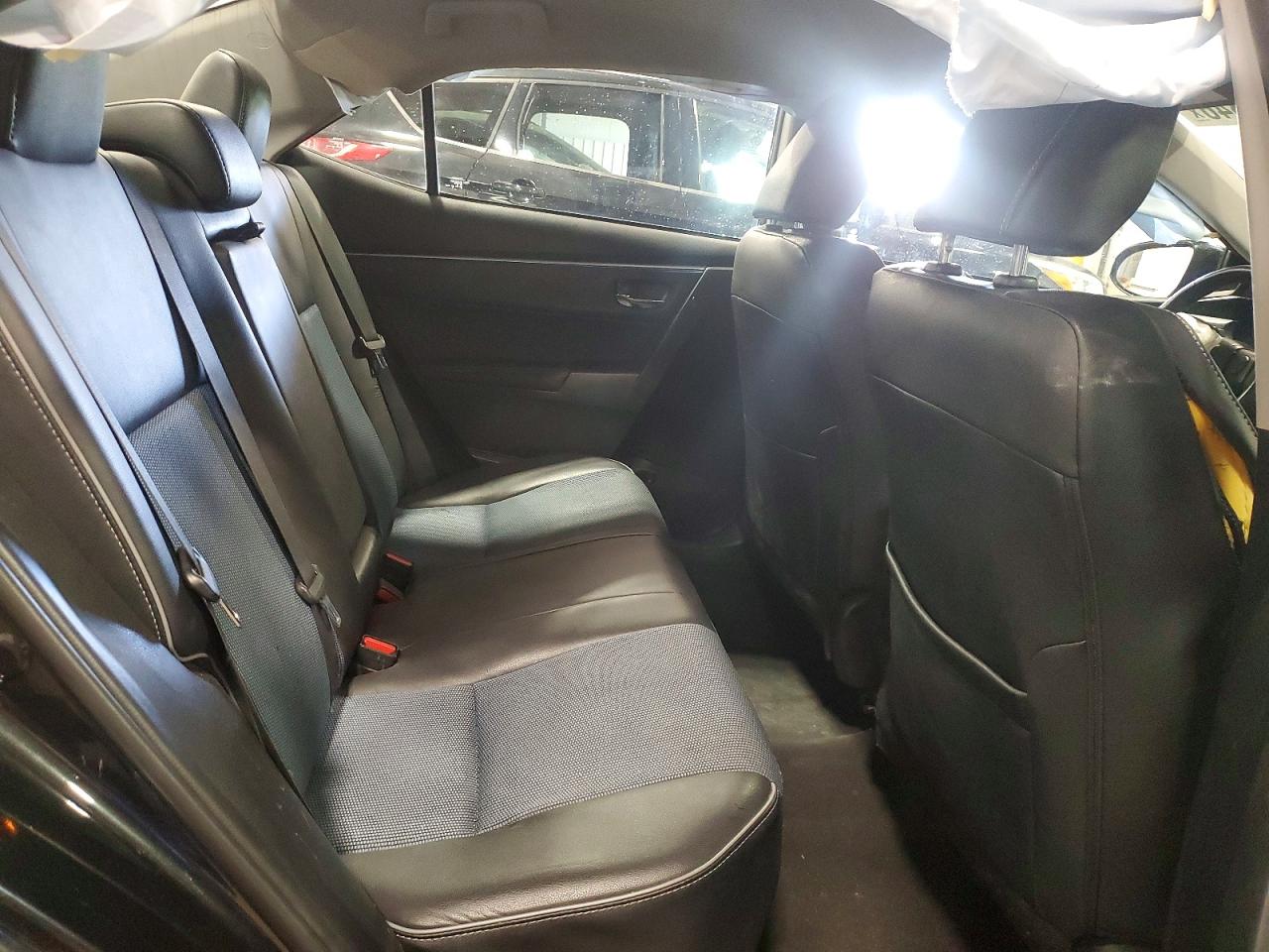 2016 TOYOTA COROLLA S PLUS photo 19