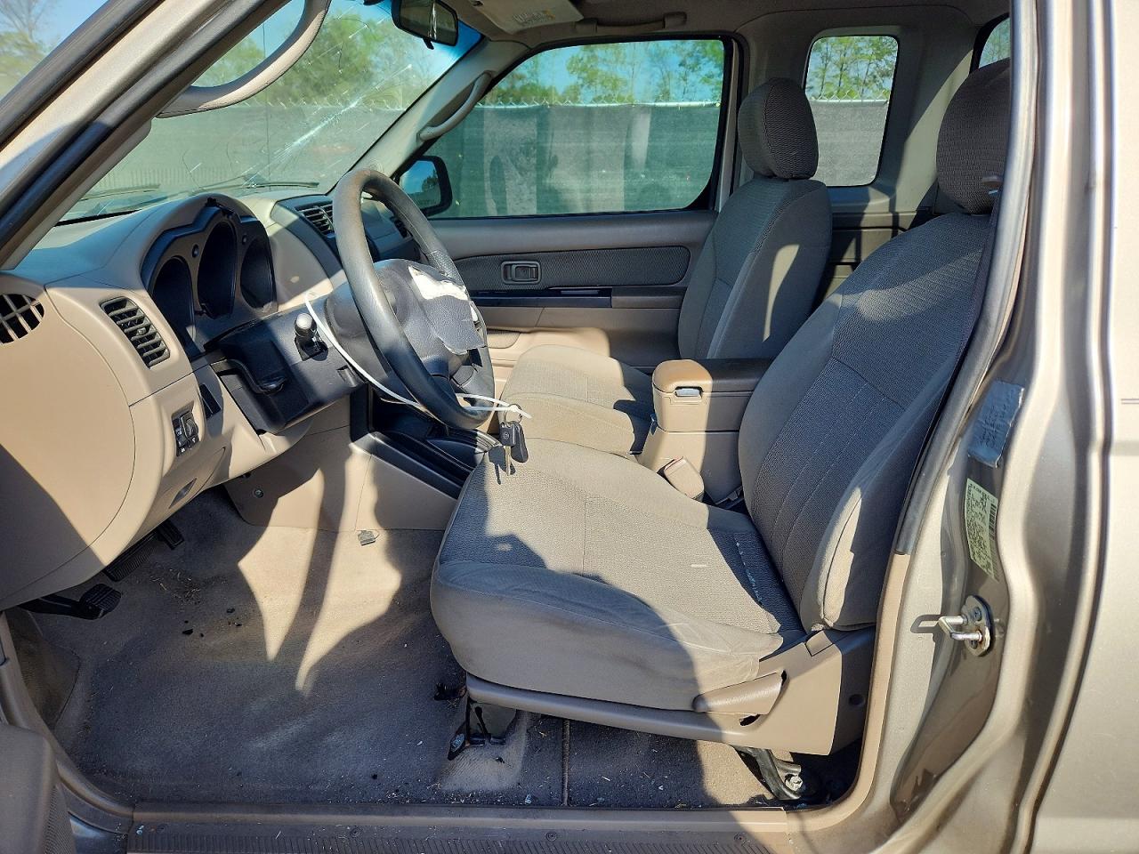 2004 NISSAN FRONTIER XE-V6 DESERT RUNNER photo 13