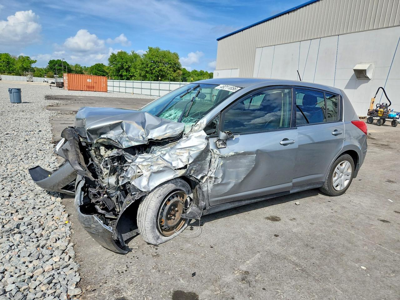 2011 NISSAN VERSA