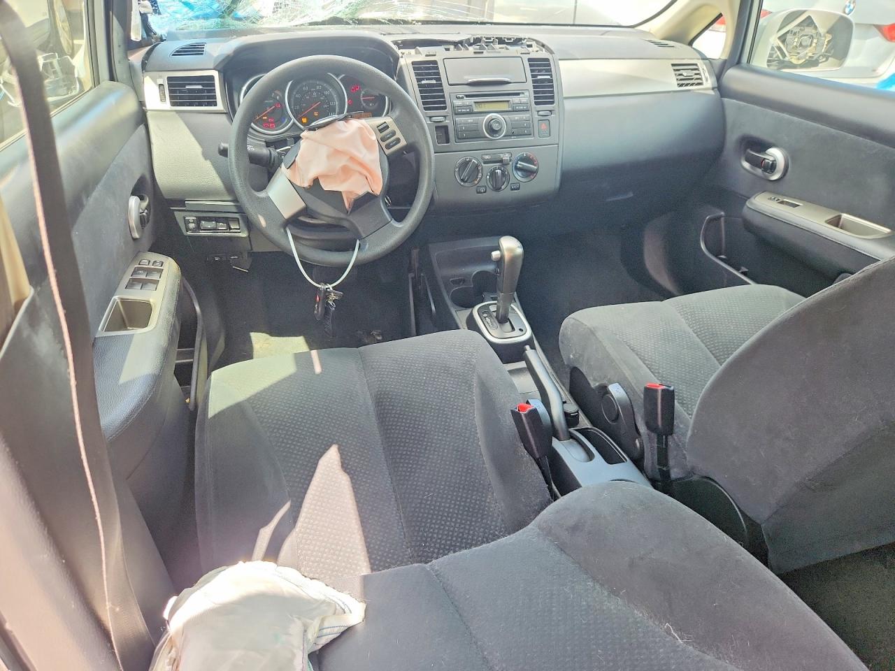 2011 NISSAN VERSA 1.8 S photo 8