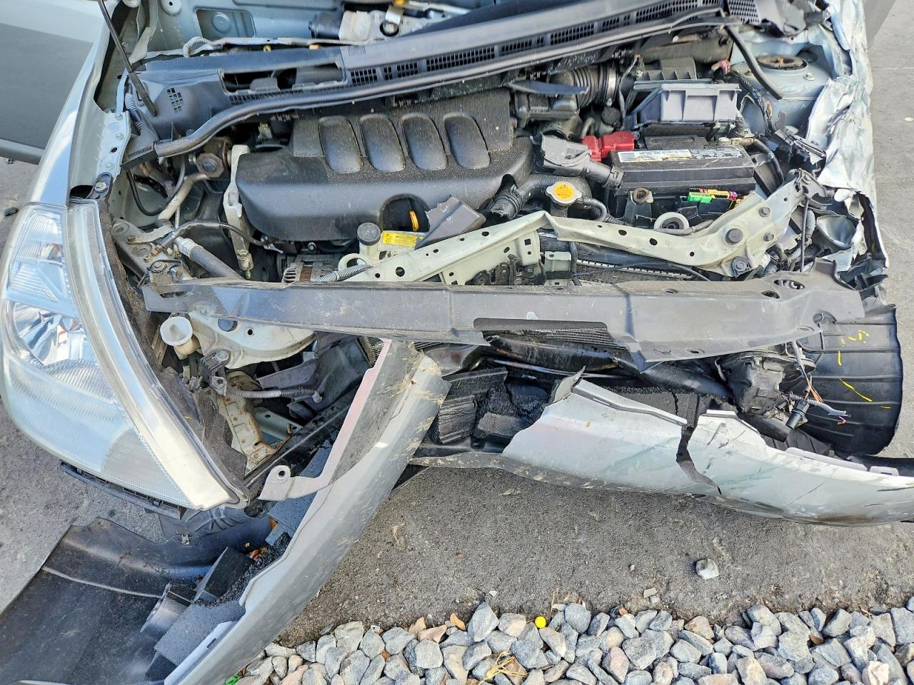 2011 NISSAN VERSA 1.8 S photo 11
